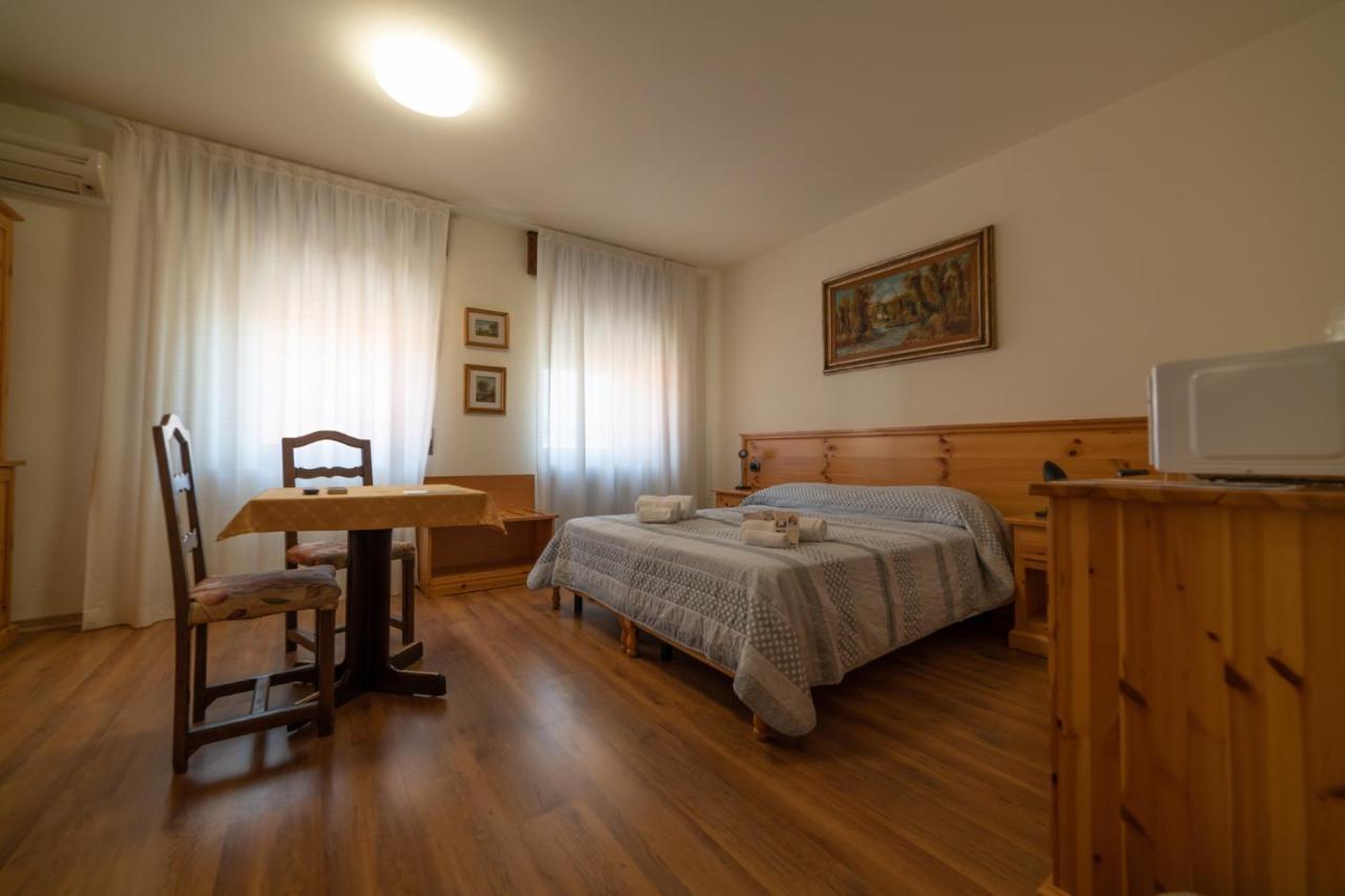 Hotel Siros Werona Zewnętrze zdjęcie