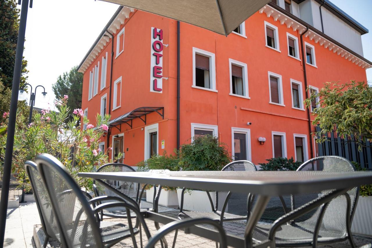 Hotel Siros Werona Zewnętrze zdjęcie