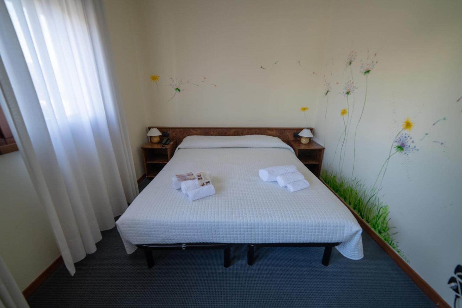 Hotel Siros Werona Zewnętrze zdjęcie